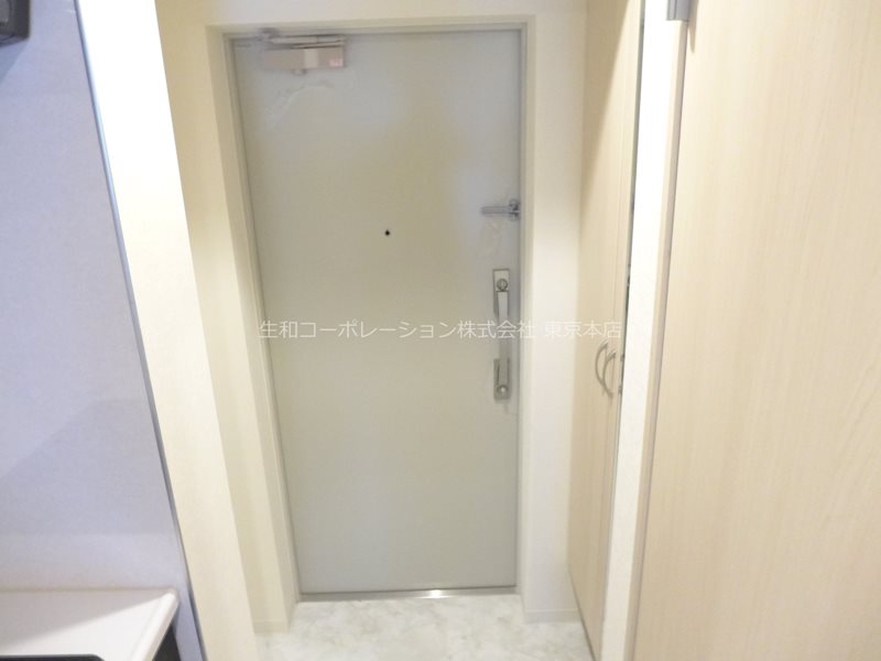 グランポート 玄関