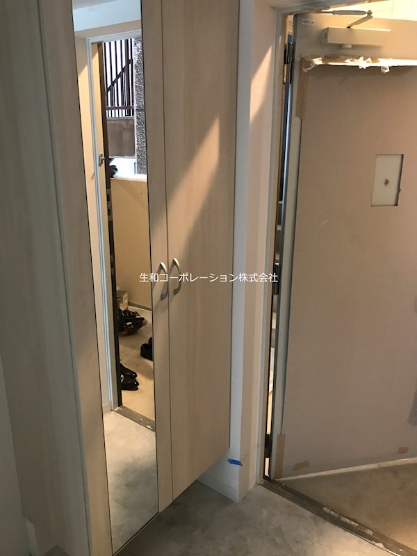 ヒューゲル本郷 玄関