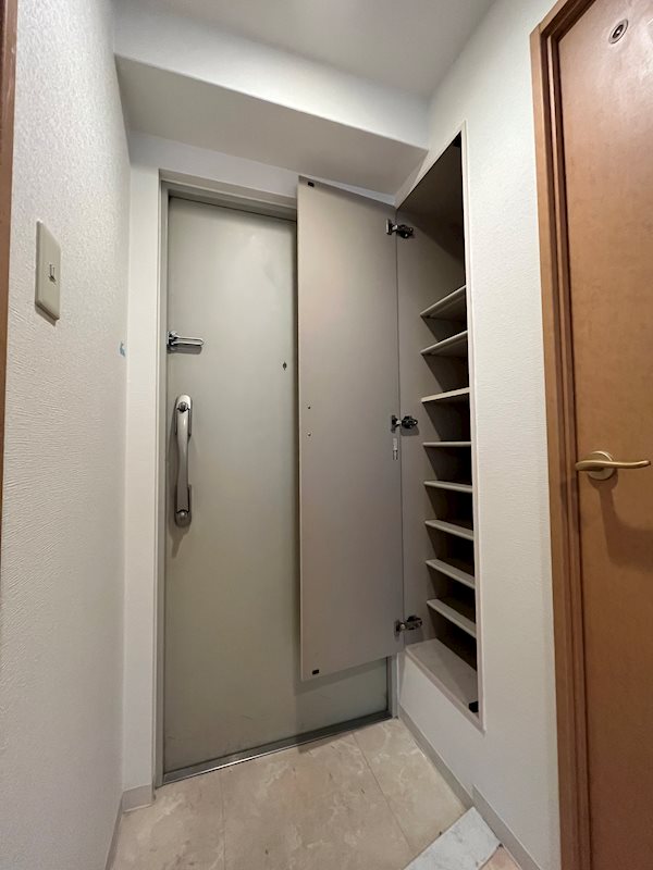 タウンコート晴光 玄関