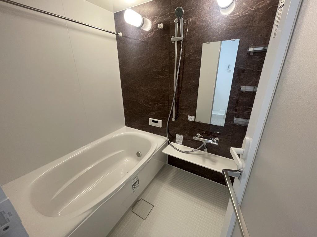 メゾンドボヌール弁天町 風呂画像