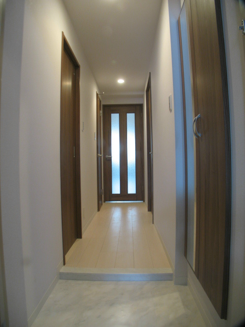 ルミエール(川口) 玄関