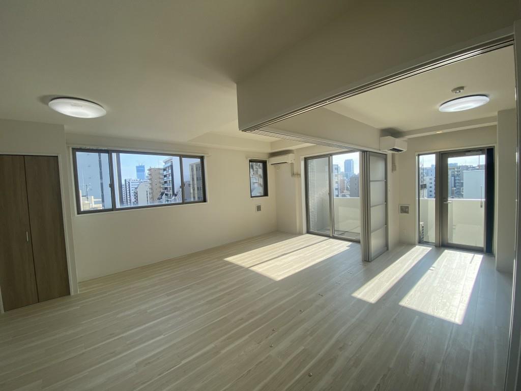 アトラスリベルタ新御徒町 リビング