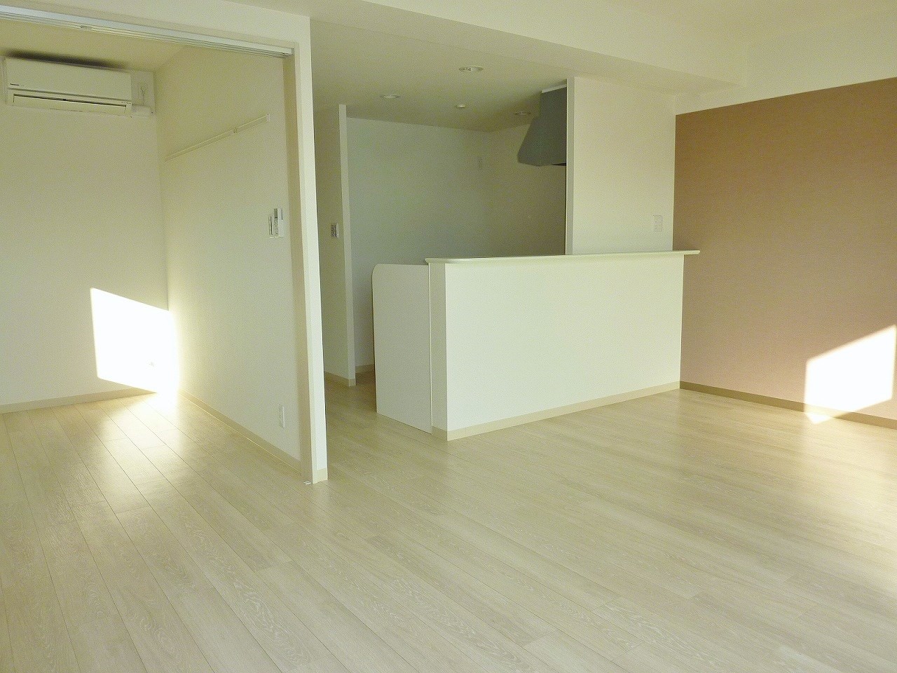 Welina江坂(ウェリナ エサカ) リビング