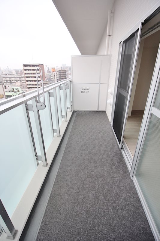 N residence SUMIYOSHI エヌレジデンス住吉 ベランダ