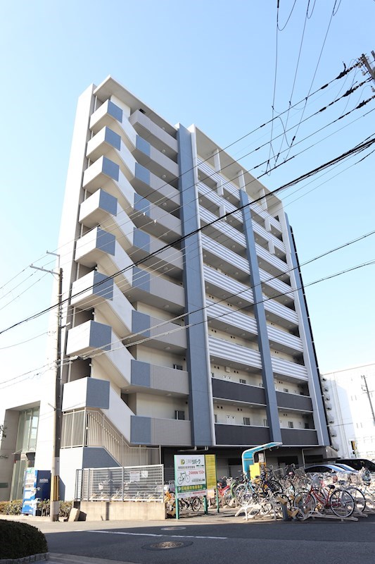 アールパンション高井田 703号室 外観