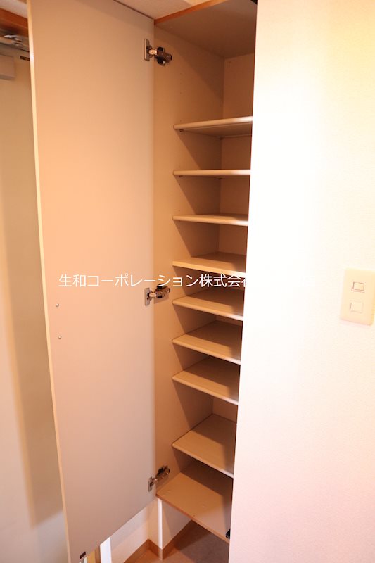 コンドミニオけやき 玄関