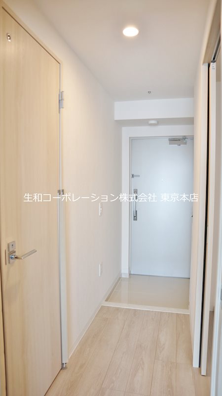 グランレーヴ東尾久 玄関
