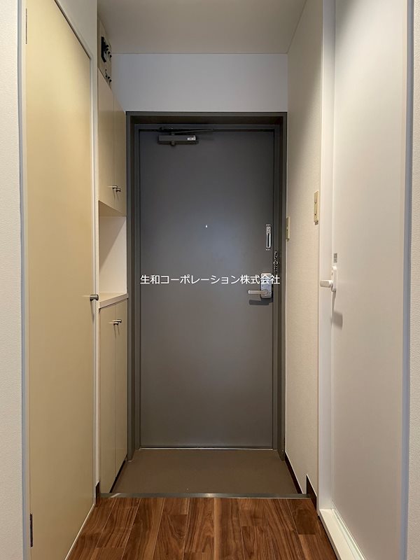 レジデンス自由が丘 玄関