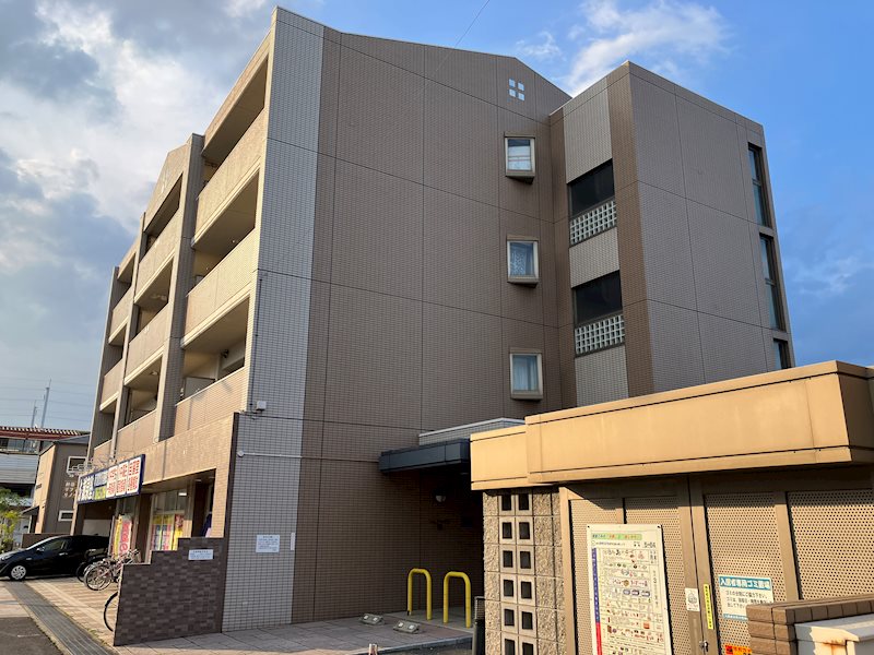 ラプラス新倉敷 402号室 外観