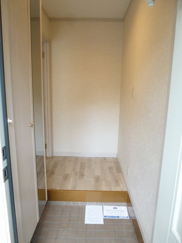 モンフレールⅠ番館 玄関