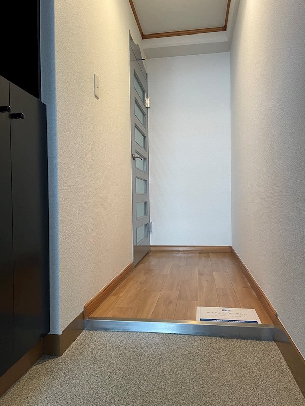 ファミール吉村 玄関