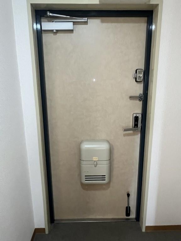 グランドール福川 玄関