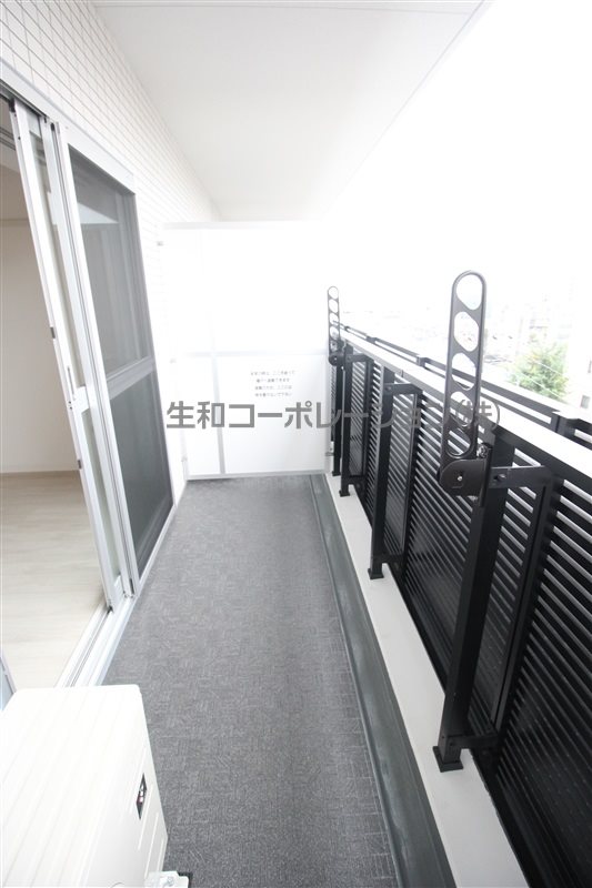N residence SUMIYOSHI エヌレジデンス住吉 ベランダ