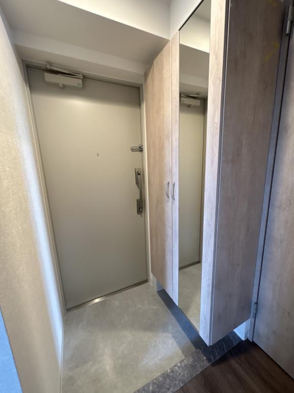 コンフォース堀切 玄関