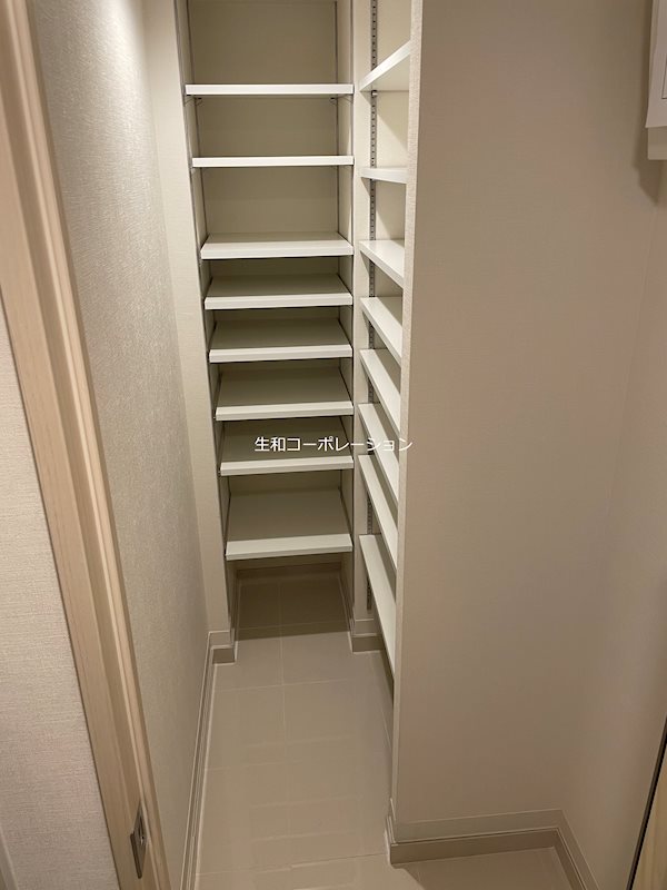 グランレーヴ東尾久 玄関
