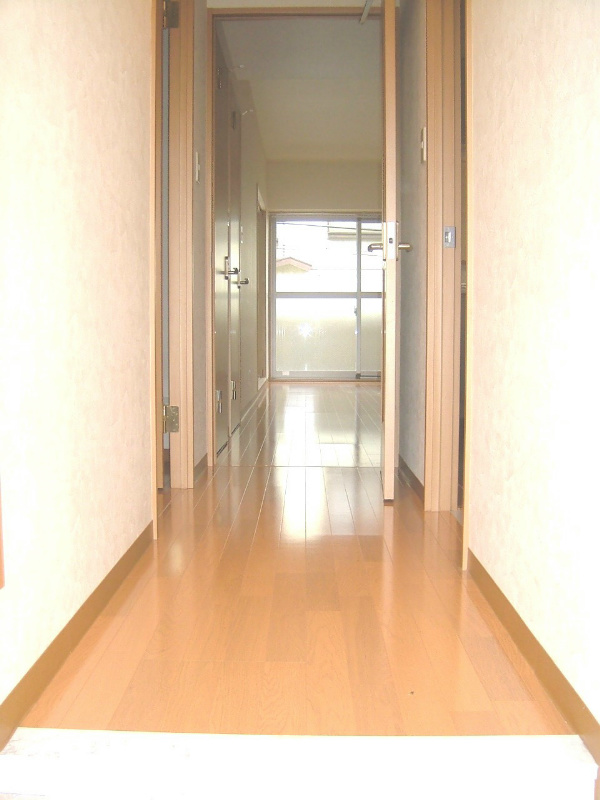 ラフィーネ駿河台 玄関