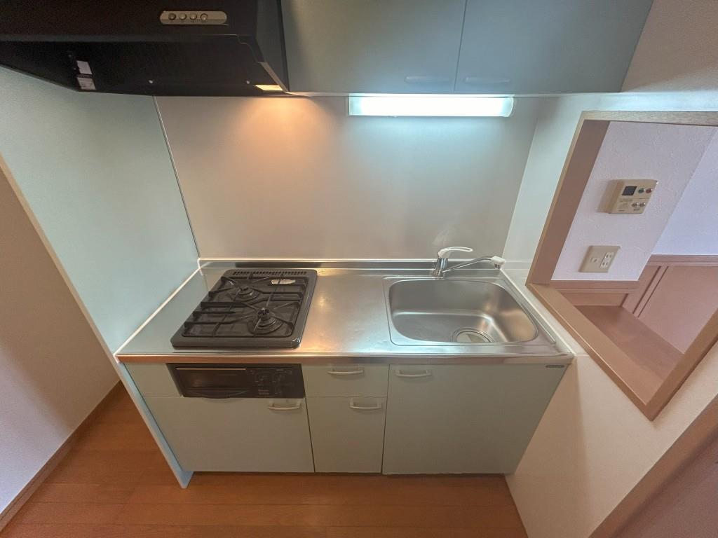 HIRO尾頭橋 キッチン