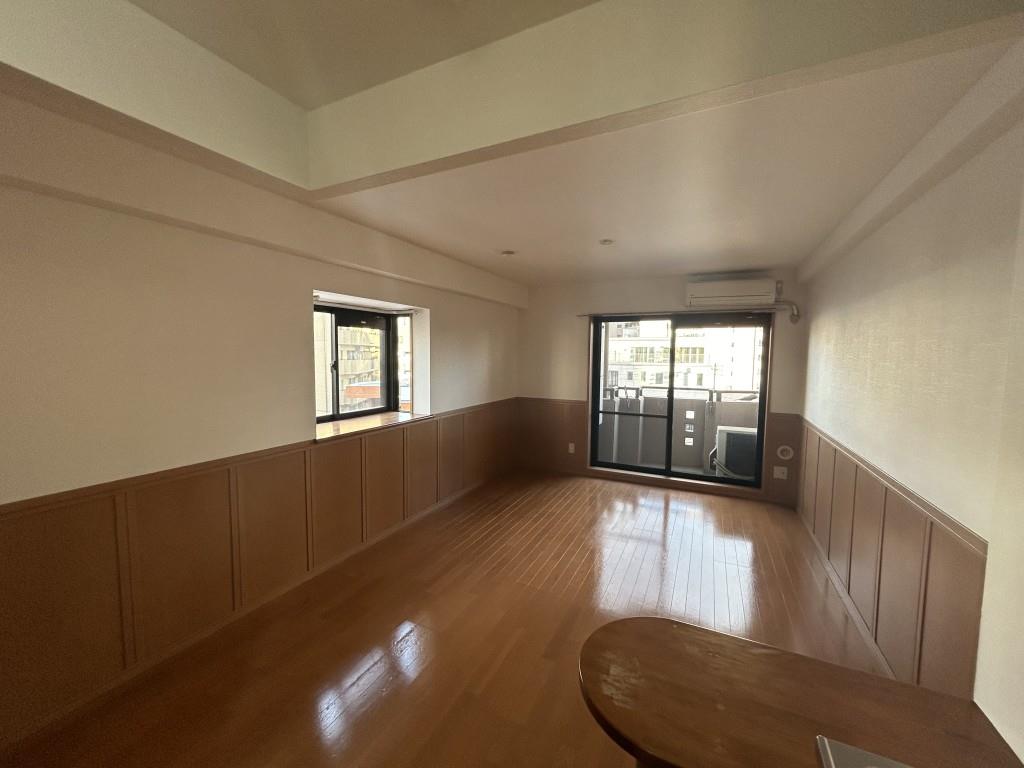 HIRO尾頭橋 リビング