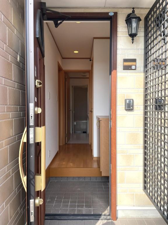 ポムダムール 玄関