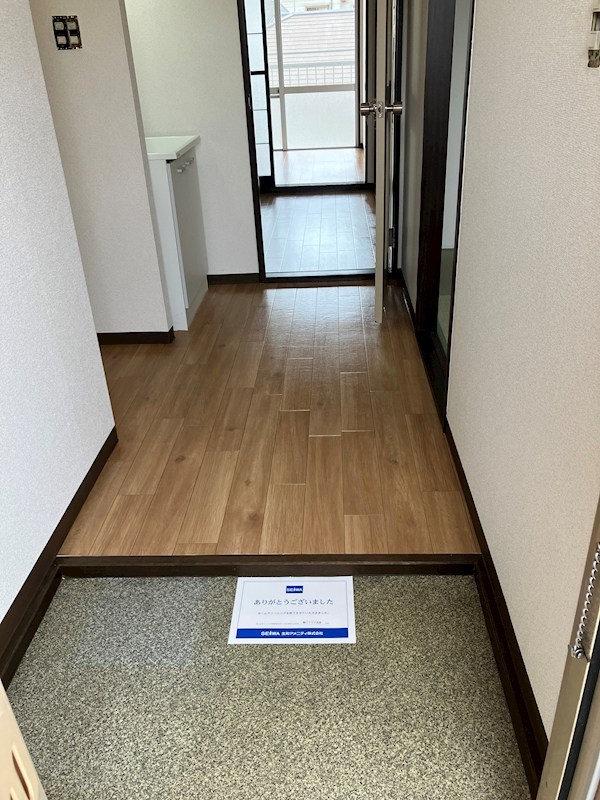 アビシオン小川 B棟 玄関