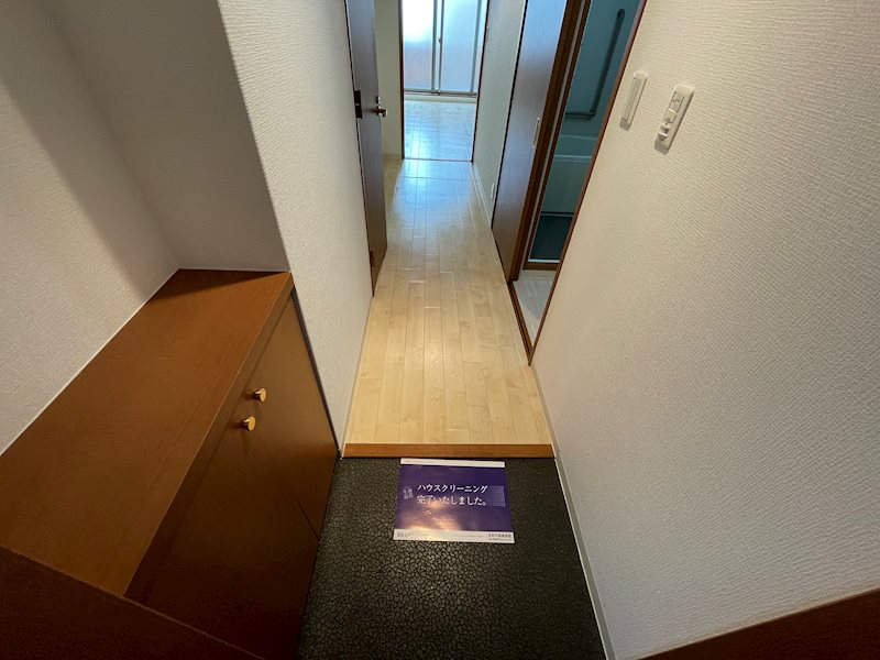ロイヤルグレース 玄関