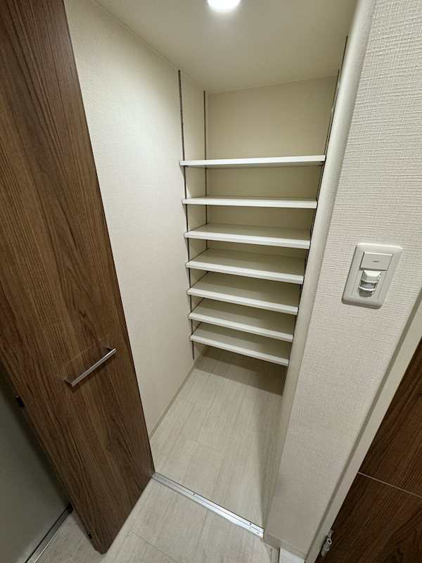ブル フォルトゥーナ扇町 玄関