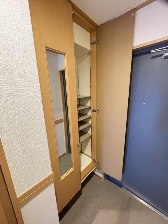ニューロイヤル光進 キッチン
