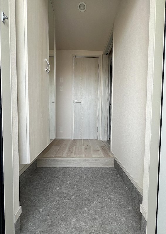 リーブル フォレスト 玄関