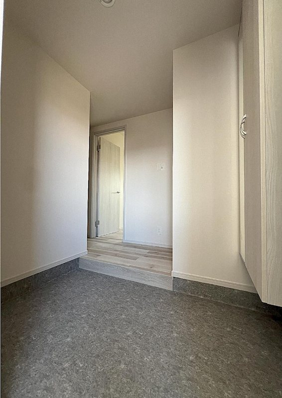 リーブル フォレスト 玄関