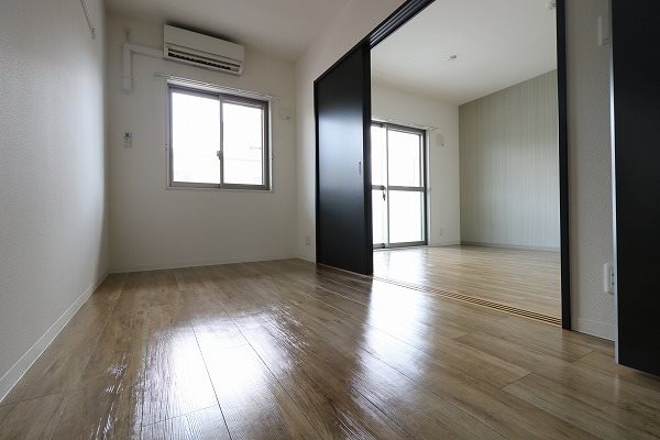 ルヴィニ上桂 ベッドルーム