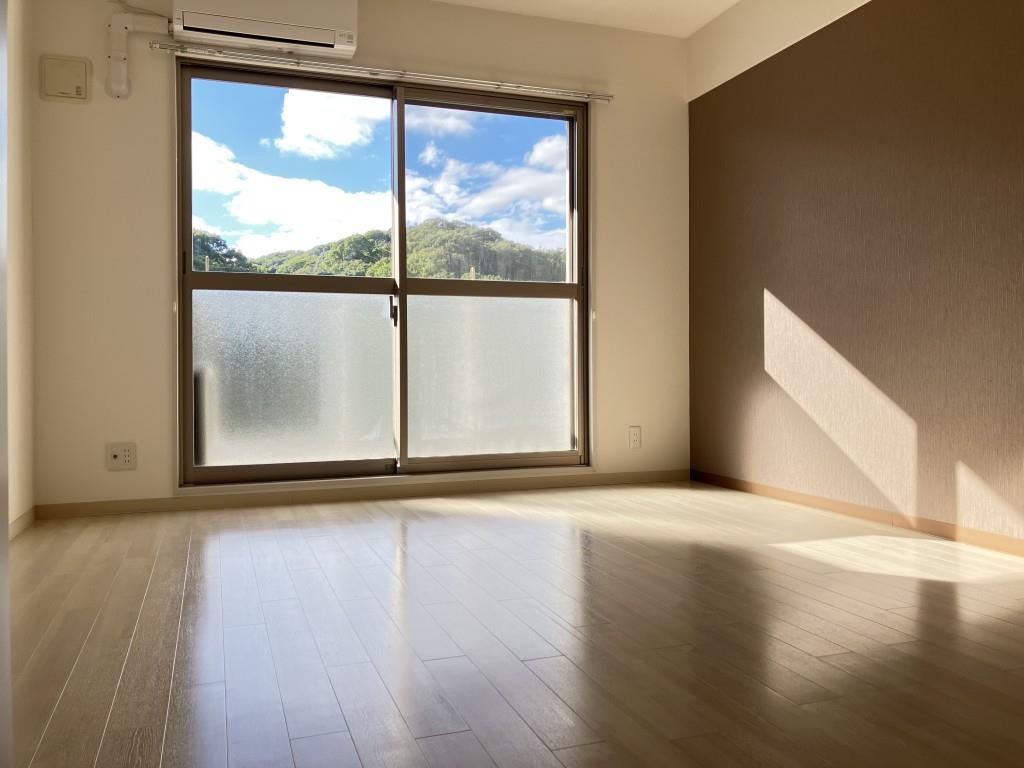 ツルトスコⅡ番館 リビング