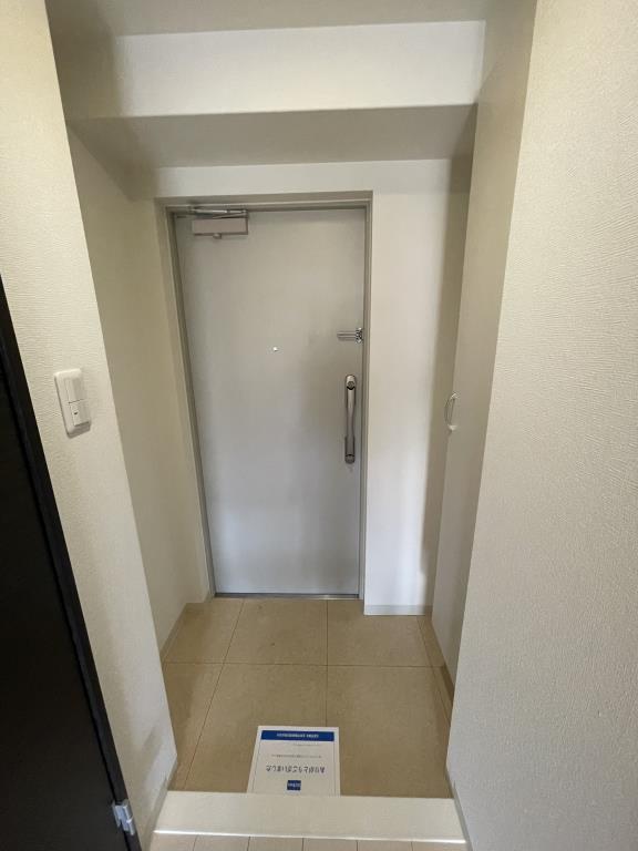 プレーヌうりわり 玄関