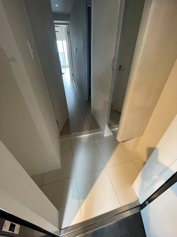 CONSTELLATION 玄関