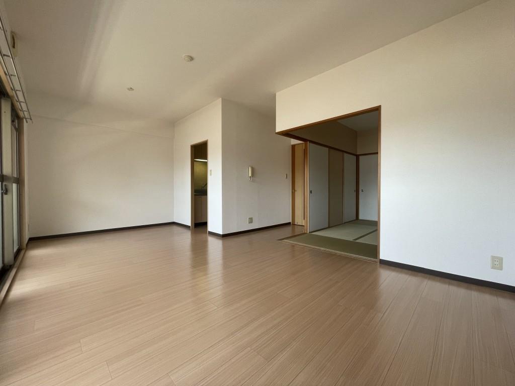 ファミーユ2002 リビング