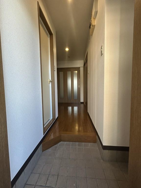 ライジングヴィラ葵 玄関