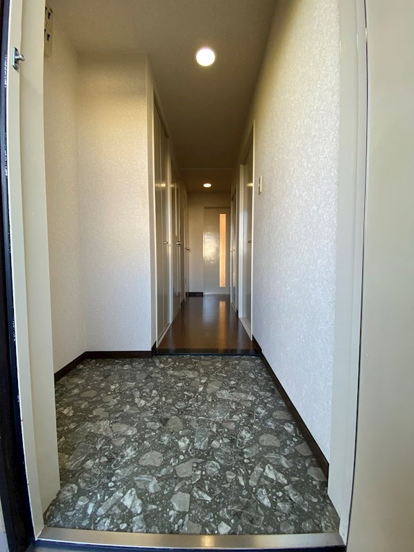 ｴﾙｿﾚｰﾕ 玄関