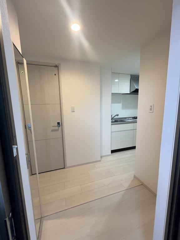 クアトロ・ソレイユ 玄関