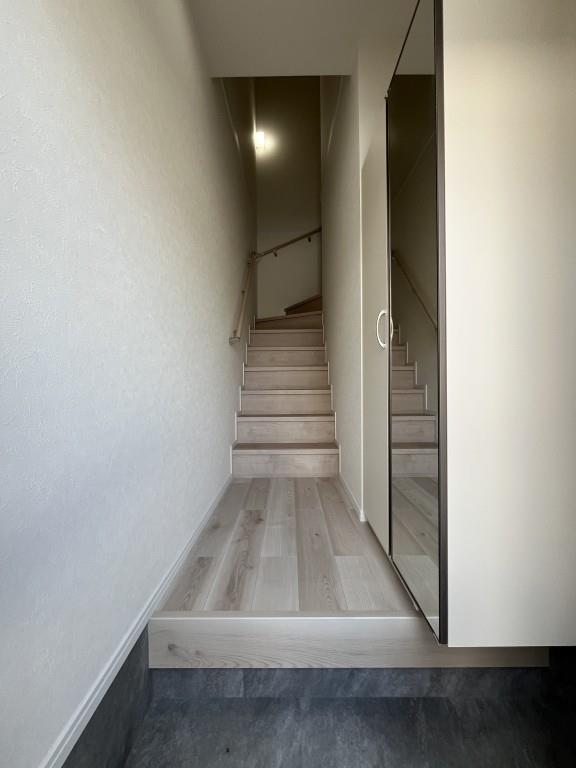 シャルマン青葉A棟 玄関