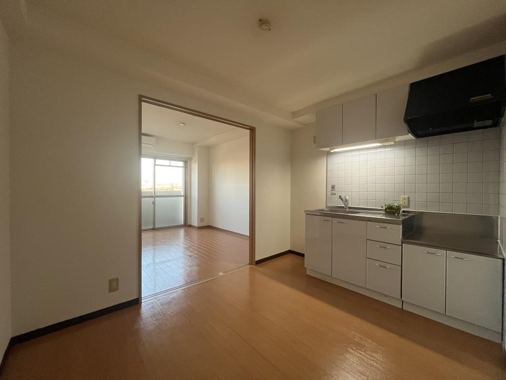 キューヴ リビング