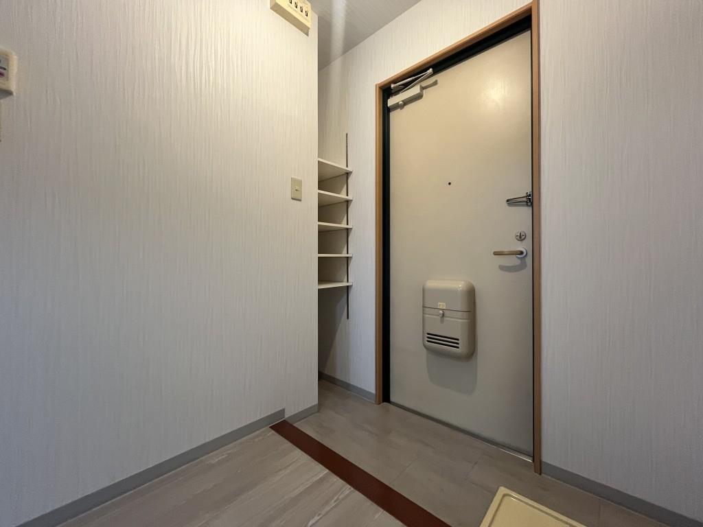 Delight門真 玄関