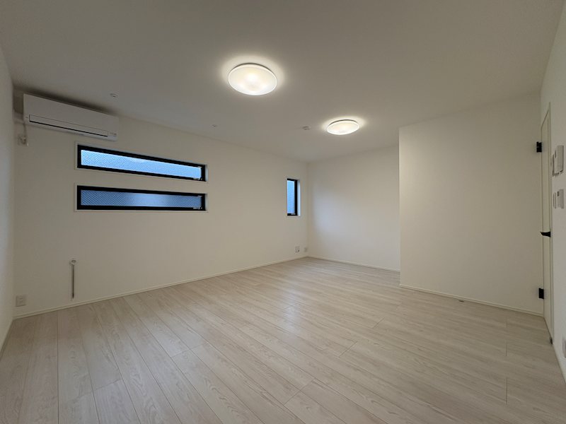 門真市小路町ガレージハウス リビング