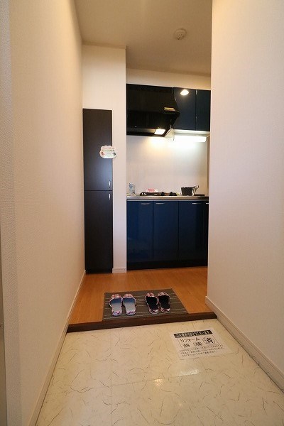 メゾン上七軒 玄関