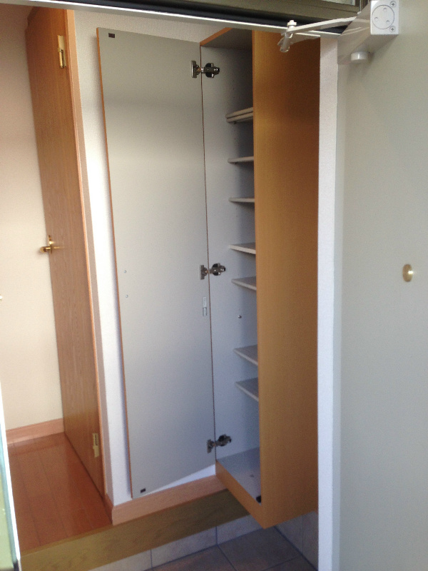 アメニティハウス・サノ 玄関