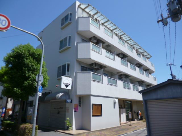 エステート鶴見 外観写真