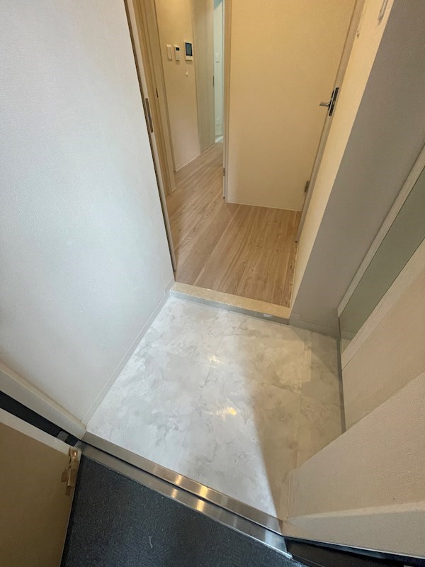 JPT RESIDENCE 玄関