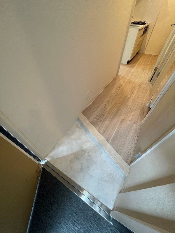 JPT RESIDENCE 玄関