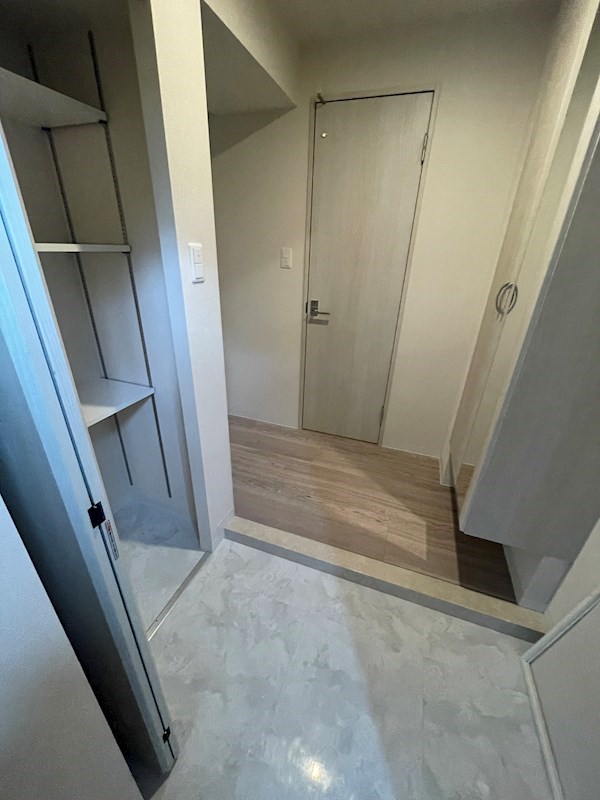 JPT RESIDENCE 玄関