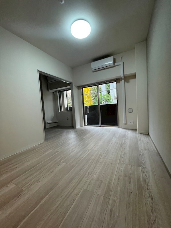 JPT RESIDENCE リビング