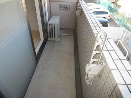 エスト・ドミール(大東市) ベランダ