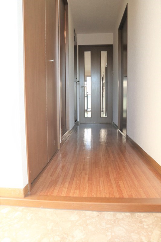 シャンテ小倉 玄関